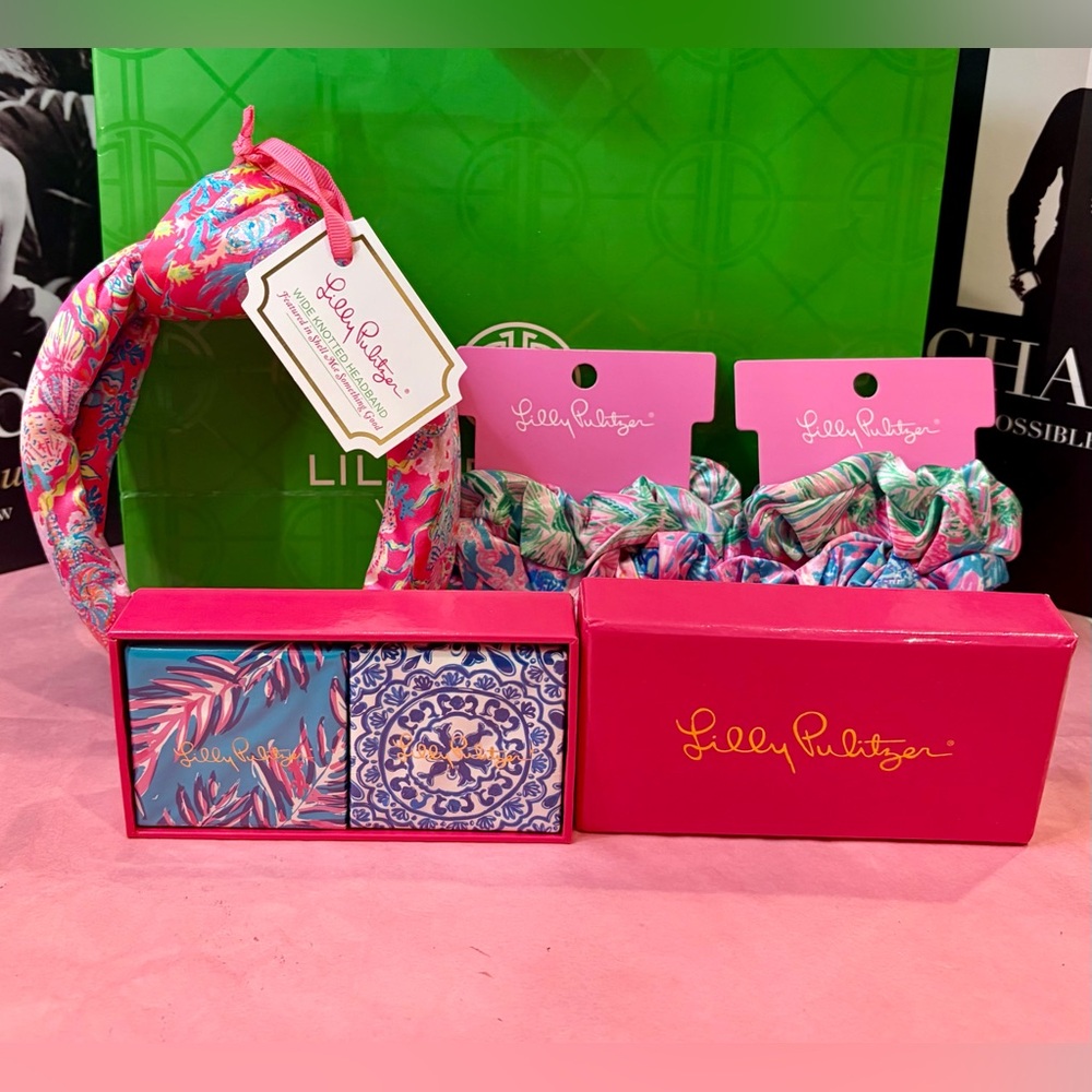 NWT LILLY PULITZER Pink/Multi Floral Headband/4 Scrunchies/Cosmetic Bag/2 Soaps - Picture 8 of 13